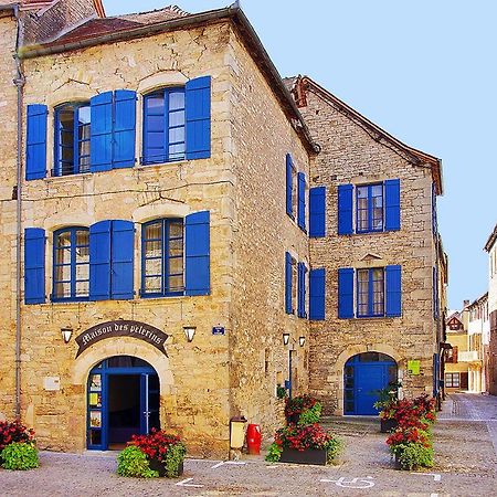 Gite La Maison Des Pelerins Villeneuve-dʼAveyron Eksteriør bilde