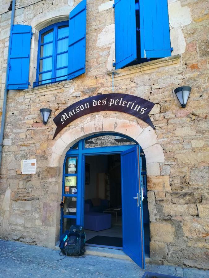 Gite La Maison Des Pelerins Villeneuve-dʼAveyron Eksteriør bilde
